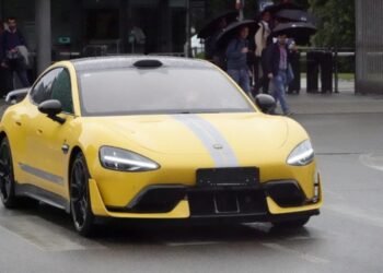 xiaomi su7 ultra tai nha may ferrariweibo cropped 1753891631952.jpg