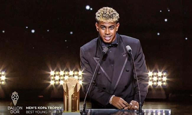 Chủ tịch La Liga: "Lamine Yamal mất Quả bóng Vàng vì… quá trẻ" yamal jpeg 1758568432 17585684 7 2309021711.jpg