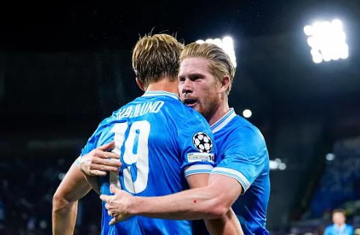 Kevin De Bruyne chia sẻ về tiền đạo Rasmus Hojlund 1 0210164441.png