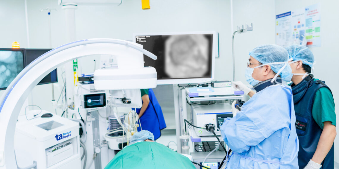 Sỏi lâu năm gây tắc ống mật người đàn ông 1 4 1761538955 1761538981 8029 1761539198.jpg