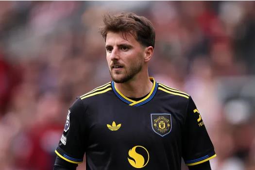 Huyền thoại Arsenal bị bất ngờ khi Mason Mount gặp khó khăn ở MU 4 3009095025.png