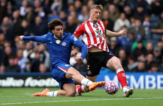 Marc Guiu bị chỉ trích dữ dội sau trận thua Sunderland 6 2610095143.png