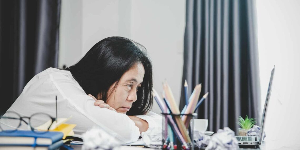 Công việc rối loạn khi cả văn phòng đổ bệnh 70afb605 239d 42c6 a322 741dc4 4005 1381 1759315086.jpg