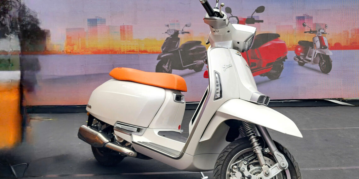 7201760082325 add lambretta g350 2025.jpg