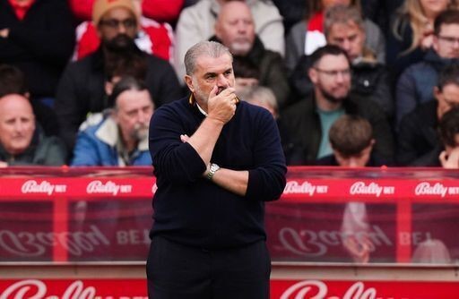 Ange Postecoglou bị sa thải chỉ 18 phút sau trận thua Chelsea ange postecoglou 1810204721.jpeg