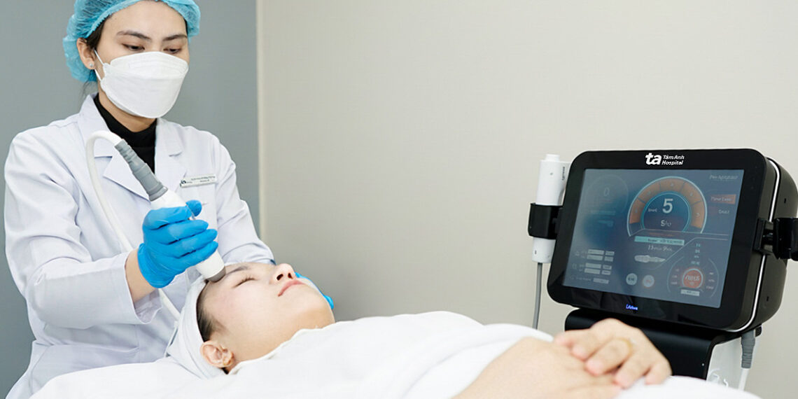 Làm gì khi biến chứng da do dùng kem trộn? bac si tran lam hifu 176094967 9194 7823 1760949894.jpg