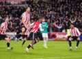 Liverpool đã có thể thua Brentford với tỉ số 1-4 brentford 2610043148.jpeg