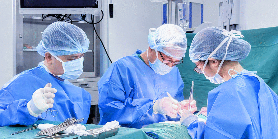 bs huan mo cho benh nhan nguye 7782 7426 1761711397.png