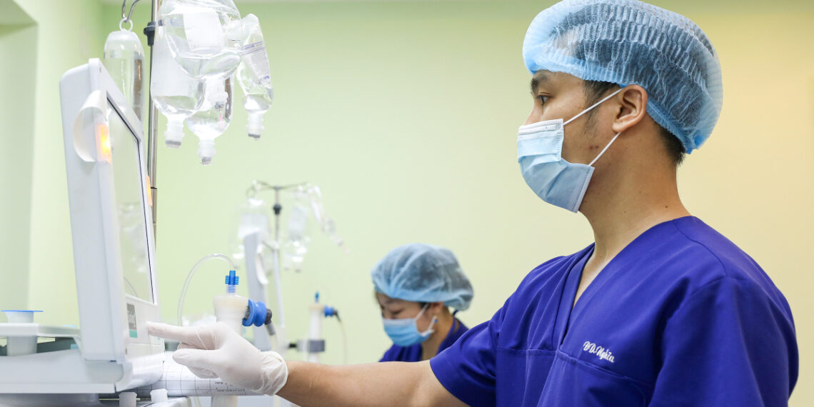Thói quen ăn uống, dùng thuốc đẩy người trẻ đến suy thận cha y tha n 5 1761541599 8466 1761541853.jpg