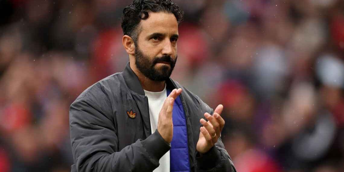 HLV Amorim tin tưởng vào khả năng MU đánh bại Liverpool hlv amorim tin tuong vao kha nang mu danh bai liverpool.jpg