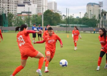 Tuyển nữ Việt Nam tích cực tập luyện, sẵn sàng cho loạt trận giao hữu img 3952 scaled e1761559024846 2810141351.jpg