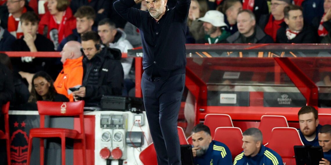 Khởi đầu tồi tệ của Postecoglou khoi dau toi te cua postecoglou.jpg