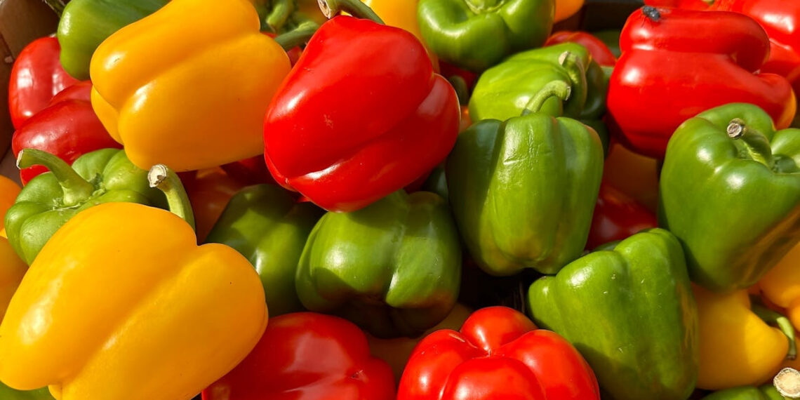 loai qua du mau sac chua luong vitamin c nhieu hon ca cam 2583.jpg