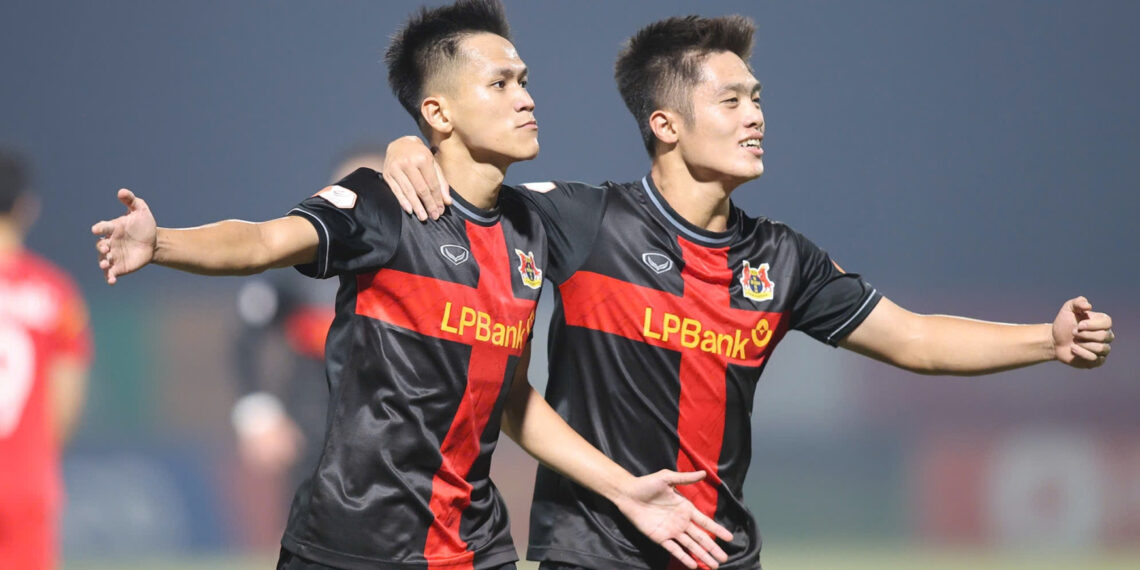 loi the cua ninh binh trong cuoc dua vo dich v league 3590.jpg