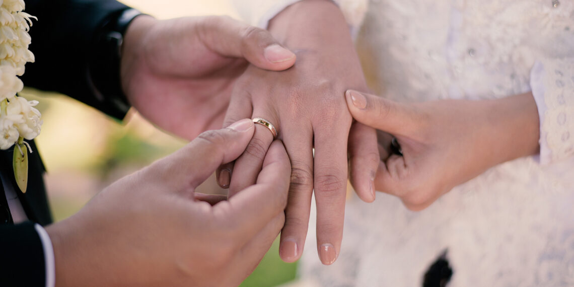 medium vecteezy wedding rings 3067 4564 1760600928.jpg