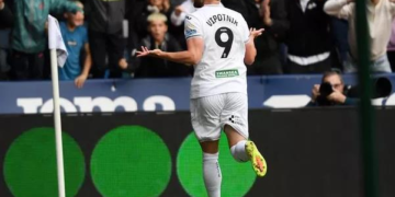 nhan dinh swansea vs man city 2h45 ngay 3010 ve di tiep cho man xanh.png