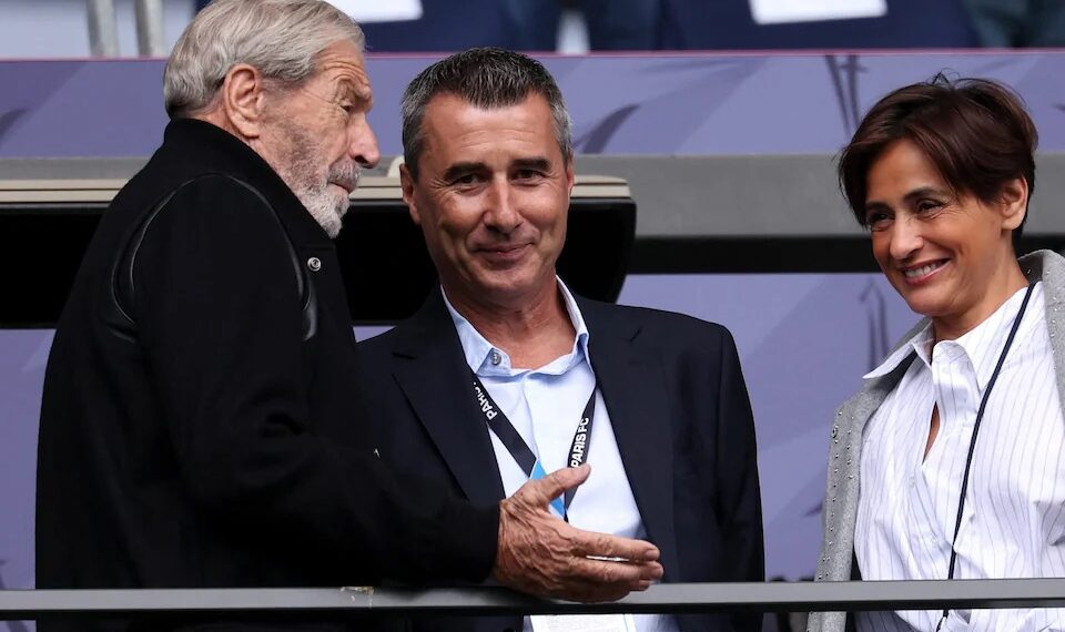 strasbourg tu bieu tuong vung alsace den doi bong chi em cua chelsea.jpg