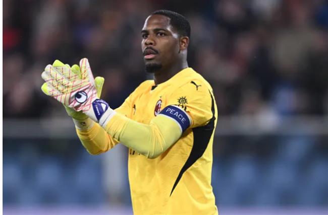 them mot cau thu ac milan phan doi y dinh da serie a o australia.png