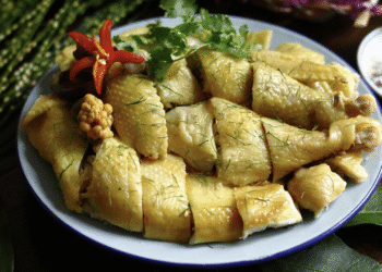 Ăn thịt gà có lợi ích gì? thông tin dinh dưỡng và cách ăn tốt nhất thitgacoda 1761367431 17613674 2959 8965 1761367474.png