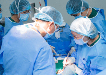Cắt bán phần dây thanh, bảo tồn giọng nói cho người ung thư tmh2 1761534175 1761534466 4487 1761534499.png
