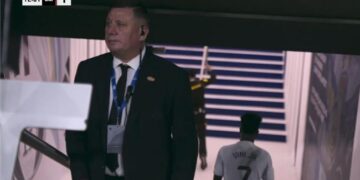 toni kroos bao ve hanh dong tranh cai cua vinicius.jpg