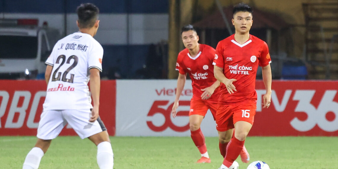 truc tiep bong da the cong viettel 0 1 da nang pha bo lo cua nam day roi 2695.jpg