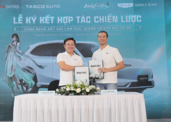 xehay tasco ex5 251025 6.jpg