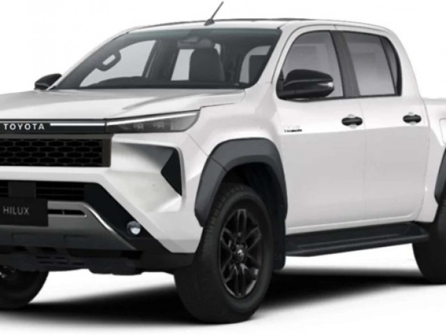xehay hilux travo 251025 1.jpg
