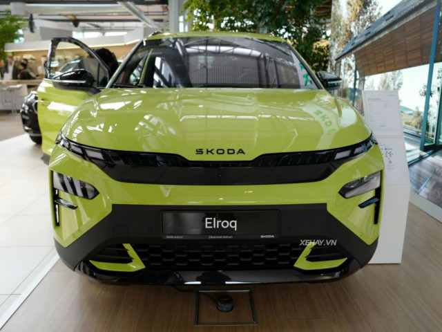 Cận cảnh SUV điện hiệu suất cao Skoda Elroq vRS: Dự kiến về Việt Nam vào năm sau xehay skoda elroq vrs 081025 23.jpg