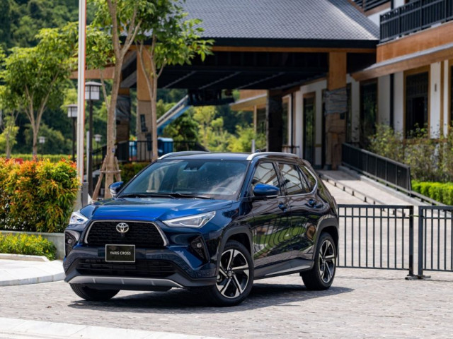 xehay toyota yaris cross 231123 21.jpg
