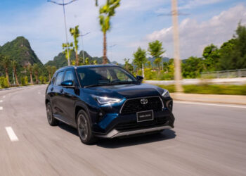 Toyota đầu tư 9,46 nghìn tỷ VNĐ để sản xuất xe hybrid tại Việt Nam xehay toyota yaris cross 231123 22.jpg