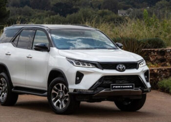 Giảm ô nhiễm từ xe diesel: Việt Nam cần lộ trình chuyển đổi công nghệ thực tế hơn xehay xe dau 281025 4.jpg