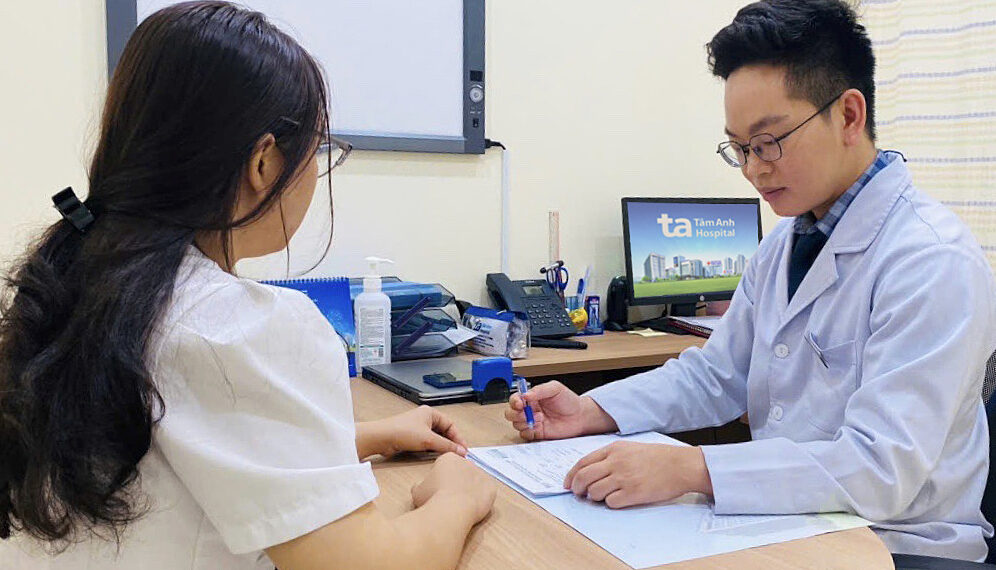 Những bệnh xương khớp gây đau lưng dưới z5835clg 1761013274 1761013299 5933 1761013320.jpg