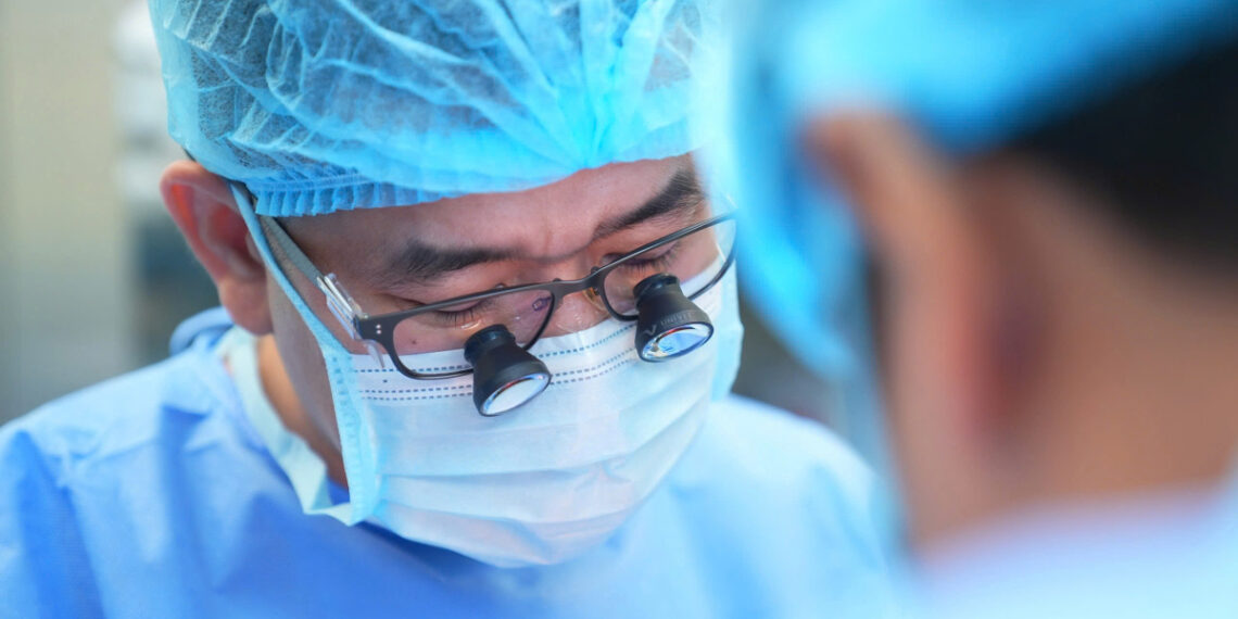 Người vợ hiến gan ghép cho chồng cứu thoát ung thư 1 1762501145 1762501173 8750 1762501189.jpg