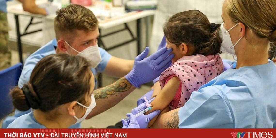 1024px 21st tsc gives afghan evacuees measles vaccine 6844325 1 0 25075352162241015094968 66382971645670878072470.jpg