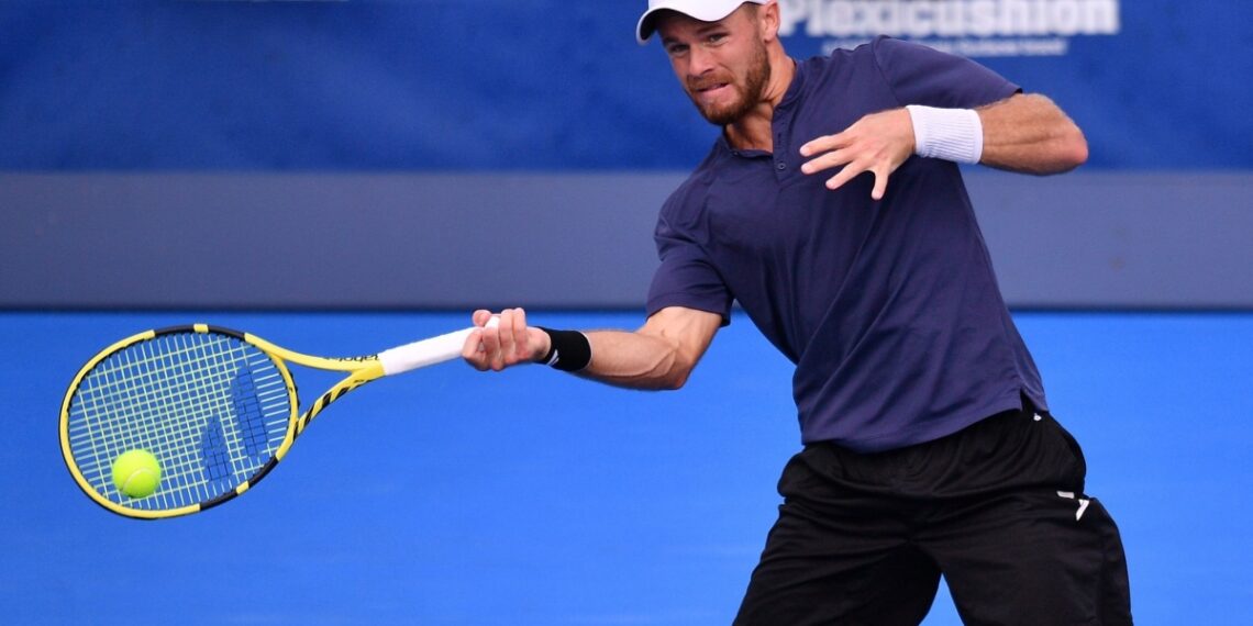 Tay vợt phải mổ 8 lần tranh vé bán kết ATP Finals christianharrisongettyimages1 8335 9051 1762942696.jpg