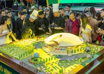 mohinhvec201 1762001425 9861 1762001691.jpg