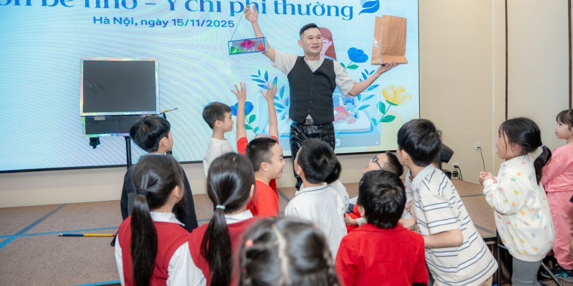 Cuộc hội ngộ của những 'chiến binh nhí sinh non' anh 2 2 1 1763371941 176337674 3599 2176 1763376779.jpg