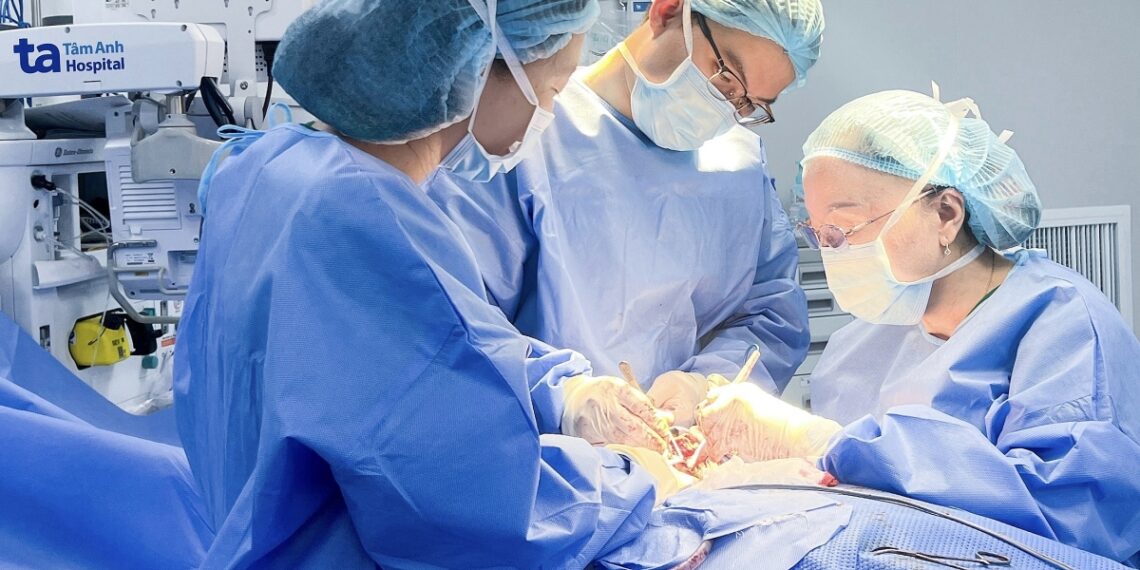 anh bao chi da crop 1763601417 5157 6244 1763609814.jpg