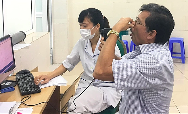 Chi phí điều trị phổi tắc nghẽn mạn tính tăng vọt khi phát hiện muộn anh chup man hinh 2025 11 26 l 8728 9649 1764163129.png