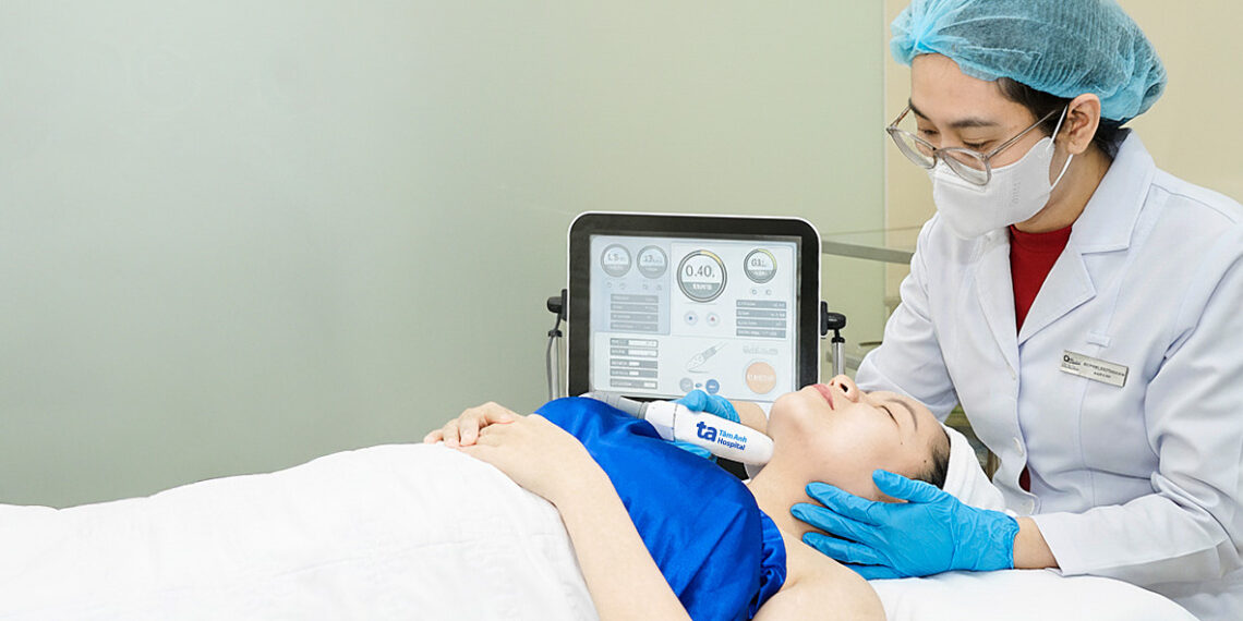 ba c hoa ng dung la m hifu 176 5615 1209 1762147782.jpg