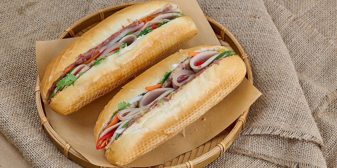 Vì sao bánh mì Việt không vào top ngon nhất thế giới của CNN? banhmi3173 1761039187 17610395 2856 9997 1761039586.jpg