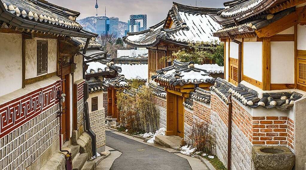 bukchon hanok village 17631932 7476 6099 1763194262.jpg