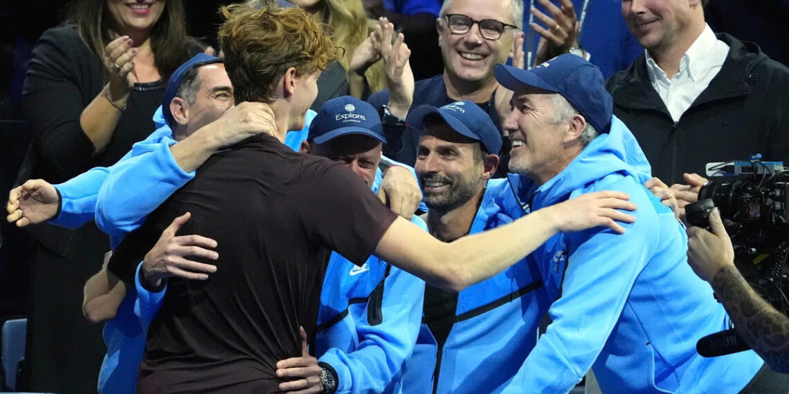 HLV Sinner tiết lộ cách học hỏi từ 'Big 3' c13f856a05b089eed0a1 176345537 3990 7881 1763455705.jpg