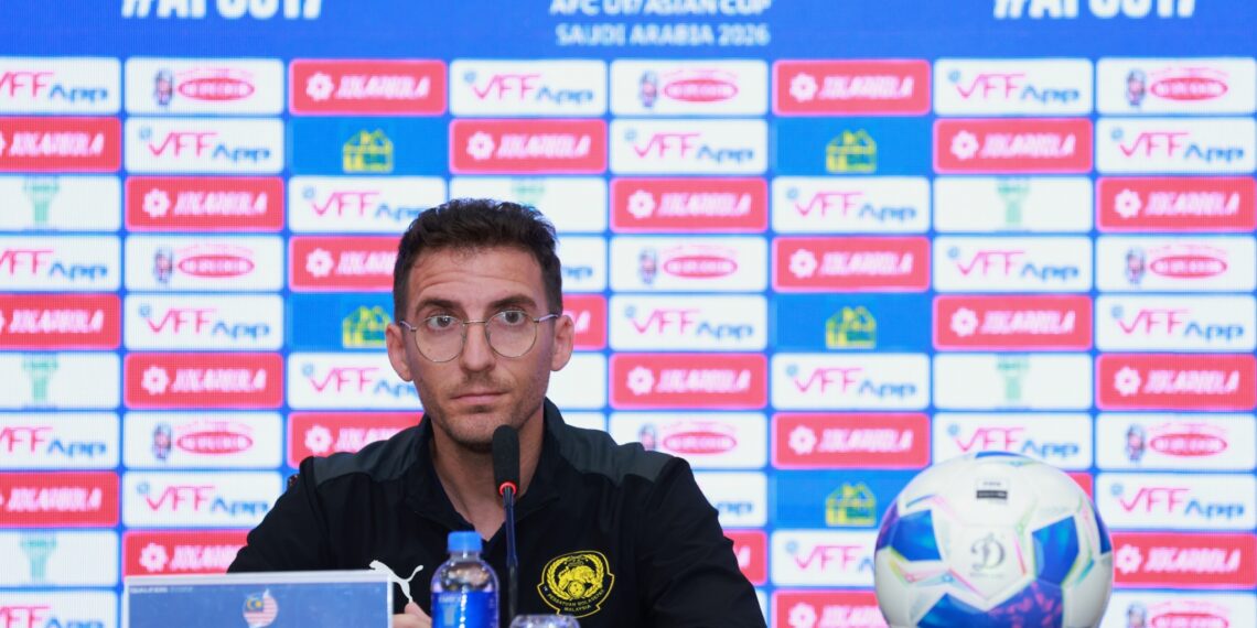 Thua 4 bàn không gỡ, HLV Malaysia thừa nhận U17 Việt Nam quá mạnh duc 1017 2111121304.jpeg