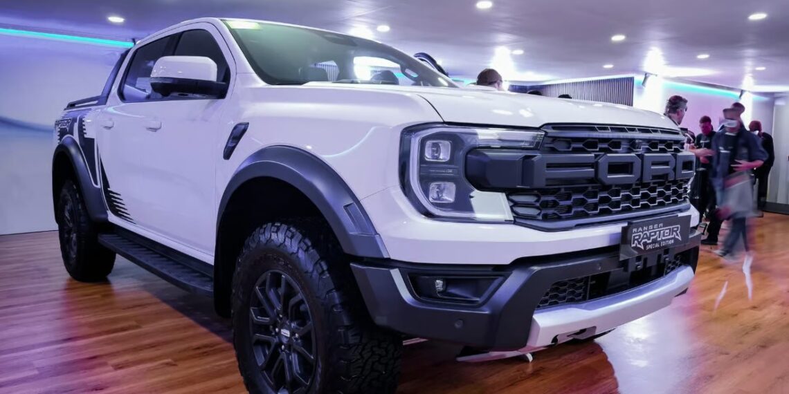 Ford ra mắt Ranger Raptor V6 và Wildtrak bản đặc biệt, giới hạn 100 xe mỗi phiên bản ford ranger jpg.14346.jpeg