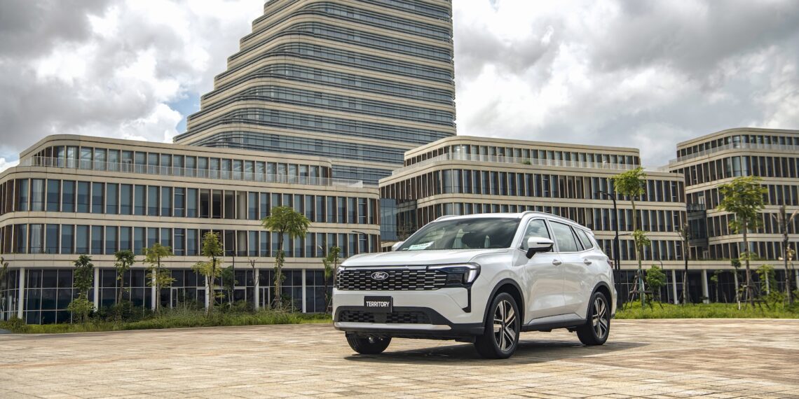 Mua xe Ford tháng 11: Cơ hội nhận quà tặng vàng và trang sức trị giá hàng tỷ đồng ford territory jpg.13840.jpeg