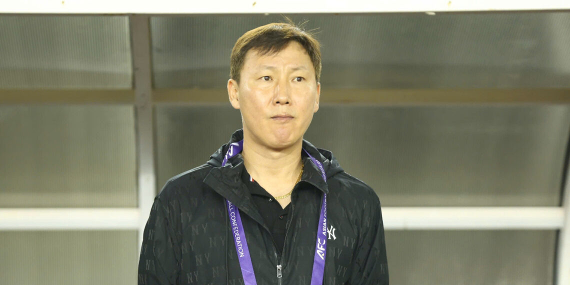 hlv kim sang sik ly giai tran thang kho nhoc truoc lao 4538.jpg