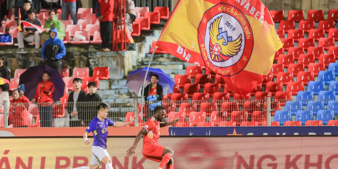 HLV Nguyễn Công Mạnh chỉ ra tín hiệu tích cực của CLB Hà Nội hlv nguyen cong manh chi ra tin hieu tich cuc cua clb ha noi.jpg