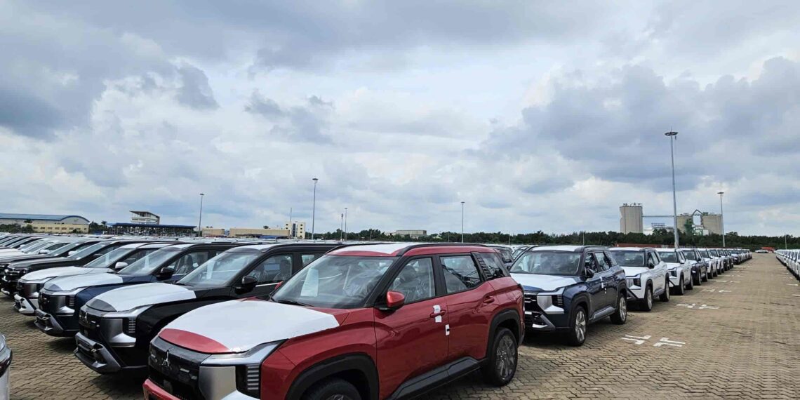 Lô xe Mitsubishi Destinator đầu tiên cập cảng Việt Nam mitsubishi destinator 1 jpg.14110.jpeg